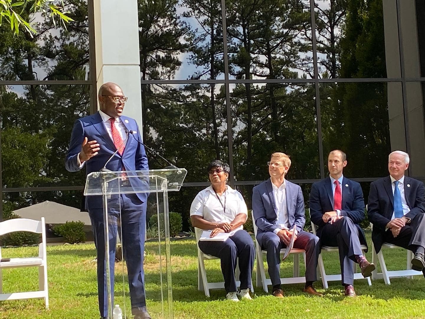 mayor Frank scott jr speaking at arkansas economic development event