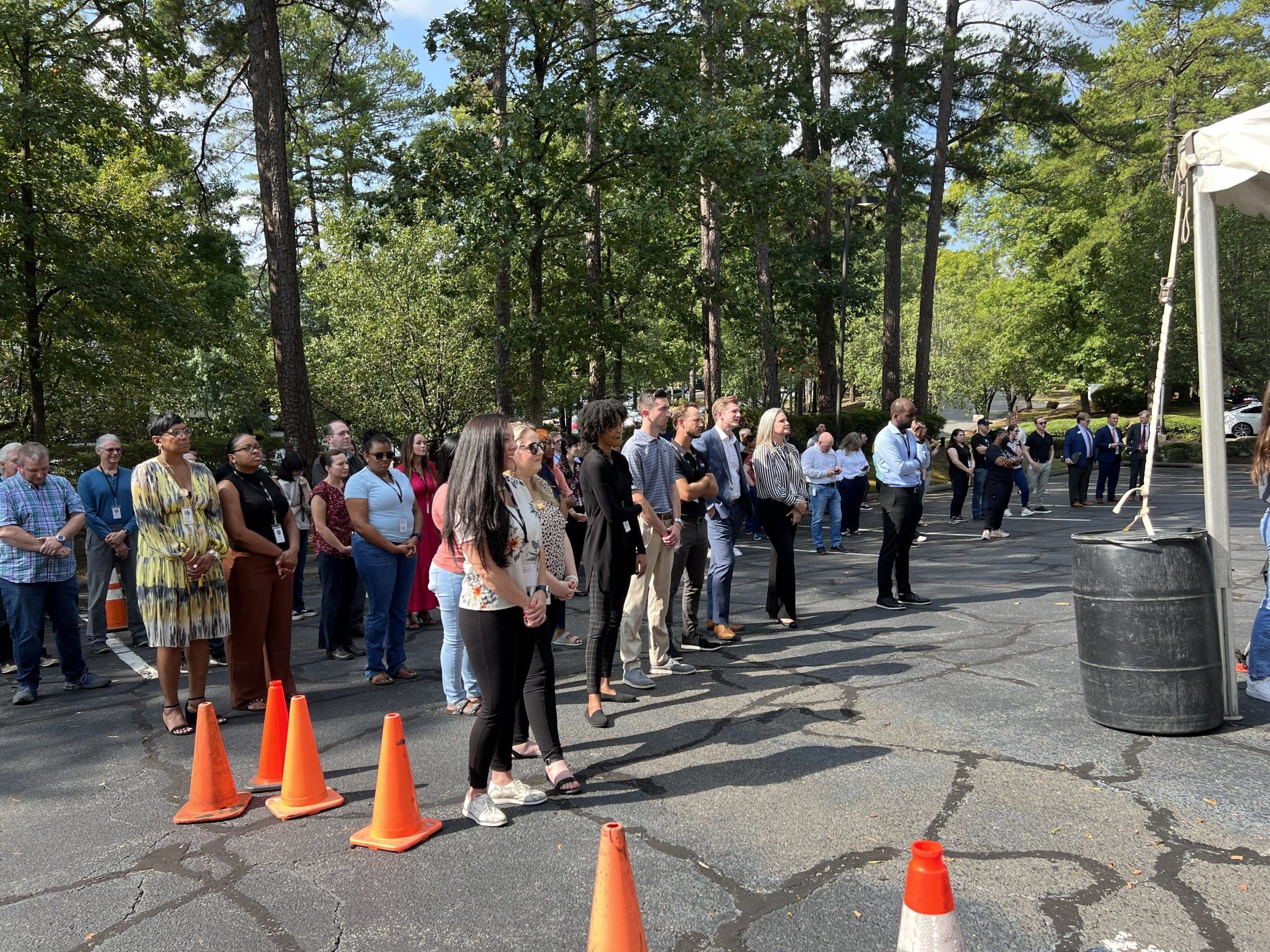 crowd of Arkana employees